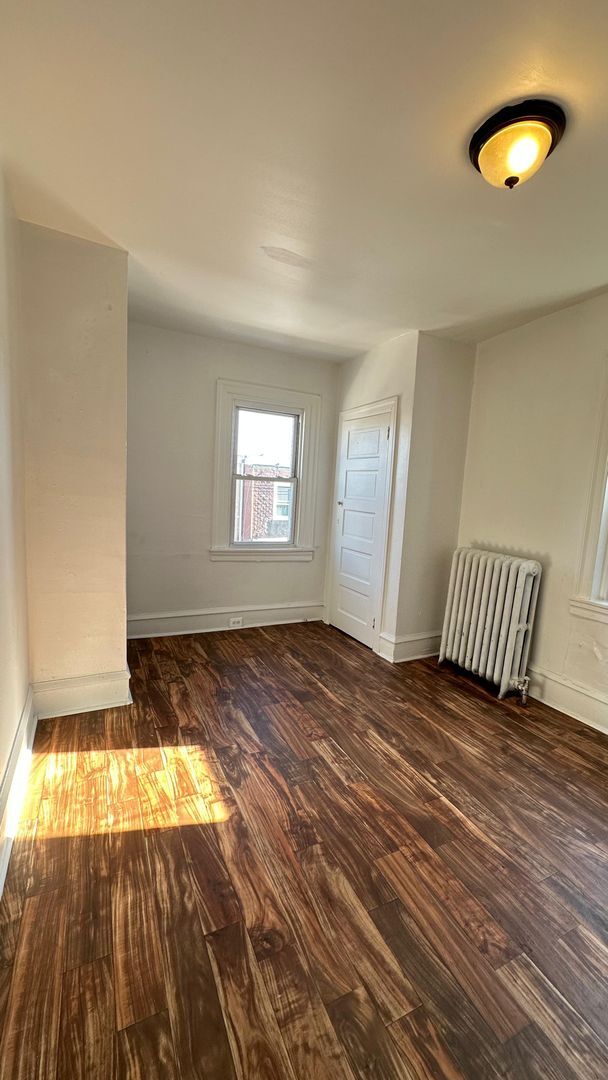 4829 N Hutchinson St in Philadelphia, PA - Building Photo - Building Photo