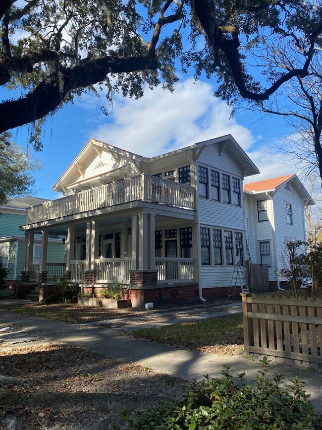 property at 526 E 37th St