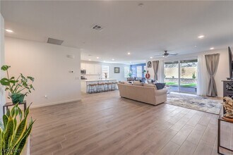 6093 Avery Pointe St in Las Vegas, NV - Building Photo - Building Photo