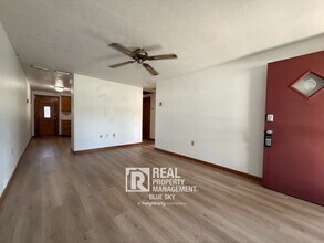 5910 Nebraska Ave in New Port Richey, FL - Building Photo - Building Photo