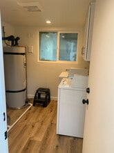 610 Lion St, Unit B in Ojai, CA - Foto de edificio - Building Photo