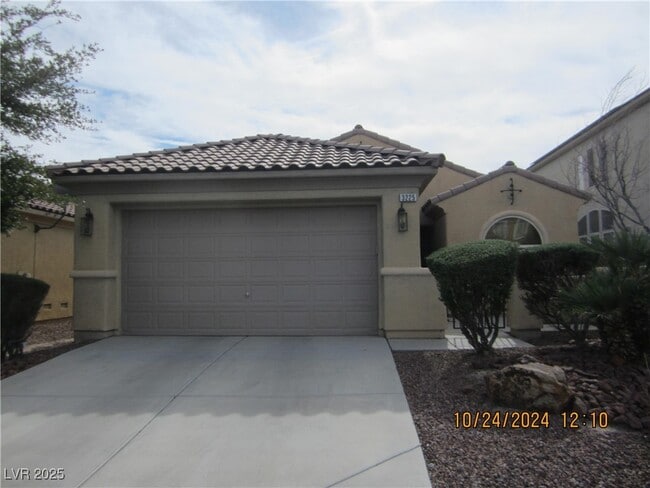 property at 3225 Brambling Ave