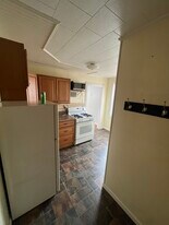 183 W Main St, Unit 2 in Port Jervis, NY - Building Photo