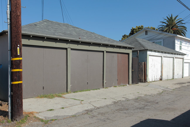 905-909 Sartori Ave in Torrance, CA - Building Photo - Building Photo