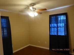 111 NE Cimarron Trail in Lawton, OK - Building Photo - Building Photo