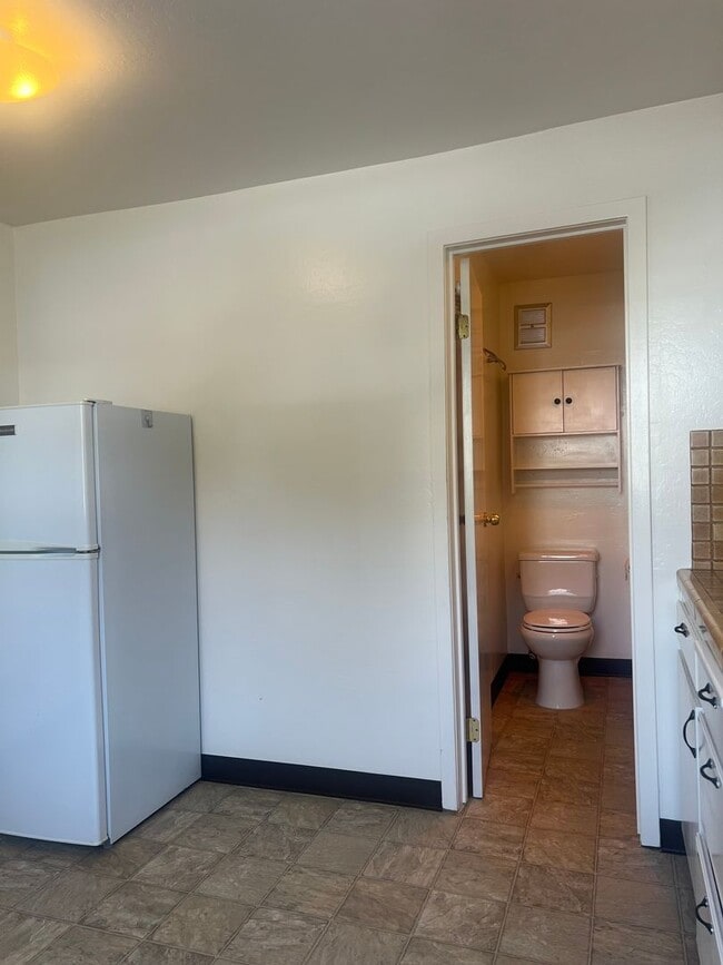 2143-2145-2145 Kirkham St in San Francisco, CA - Building Photo - Building Photo