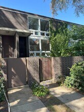 5140 S Dorchester Ave in Chicago, IL - Building Photo - Building Photo