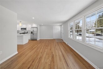 101 Augusta Dr in Syracuse, NY - Building Photo - Building Photo