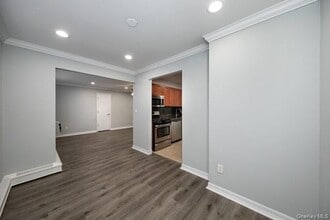 280 Bellmore Ave in East Islip, NY - Building Photo - Building Photo