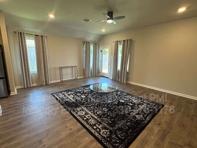 113 S Lakepointe Dr in Lafayette, LA - Building Photo - Building Photo