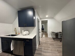 3111 N Clifton Ave in Chicago, IL - Building Photo - Building Photo