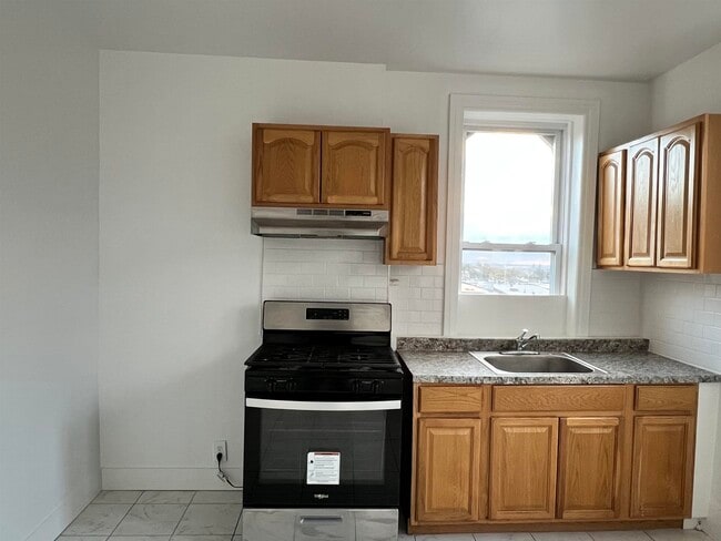 1201 John F. Kennedy Blvd in North Bergen, NJ - Building Photo - Building Photo