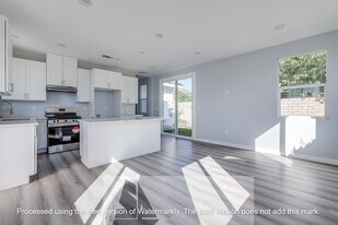 11875 Wisteria Ave in Fountain Valley, CA - Building Photo