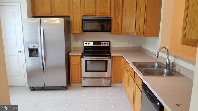 property at 8108 Madrillon Springs Ln