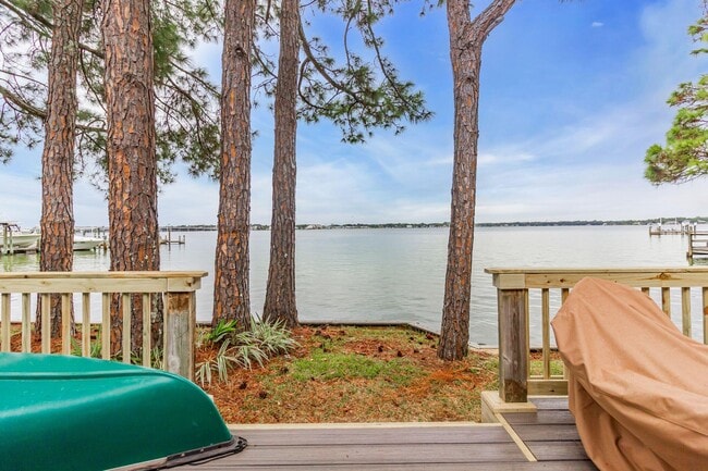 property at 251 Shalimar Dr