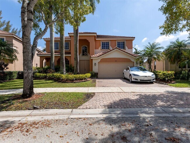 property at 665 Nandina Dr