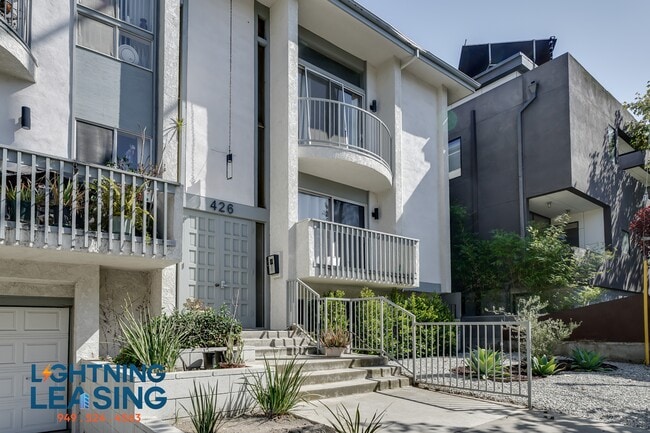 property at 428 S Venice Blvd