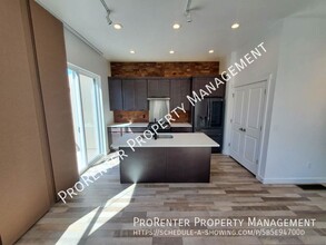 799 E 975 N in Layton, UT - Building Photo - Building Photo