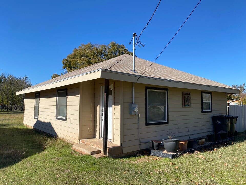 714 Ross Ave in Wichita Falls, TX - Building Photo