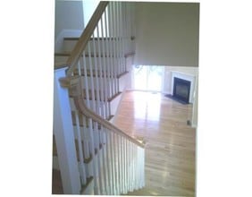 8 Murray Ave, Unit #10 in Burlington, MA - Foto de edificio - Building Photo