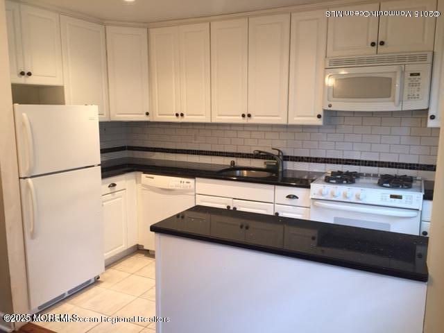 property at 139 Manor Dr