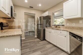 2607 Thomas Ln in North Port, FL - Building Photo - Building Photo