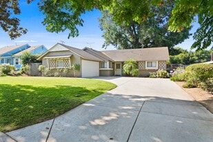 15846 Janine Dr in Whittier, CA - Building Photo