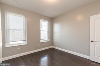 1837 E Harold St photo'