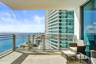 3535 S Ocean Dr, Unit 1703 in Hollywood, FL - Building Photo - Building Photo