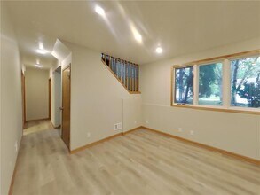 5752 W 134th St in Savage, MN - Building Photo - Building Photo