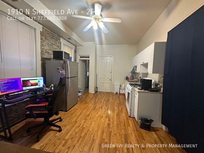 1910 N Sheffield Ave in Chicago, IL - Building Photo - Building Photo
