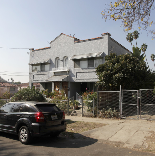 1617-1619 1/2 Golden Gate Ave in Los Angeles, CA - Building Photo - Building Photo