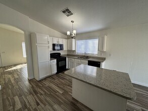 1104 E Sunland Ave in Phoenix, AZ - Building Photo - Building Photo