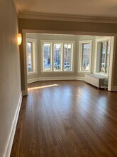 7212 N Paulina St, Unit 1W in Chicago, IL - Building Photo - Building Photo