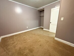 14 Lincoln Cir in Junction City, KS - Building Photo - Building Photo