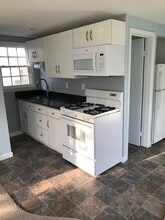 23 Hoover St, Unit 23 in Plymouth, MA - Building Photo - Building Photo