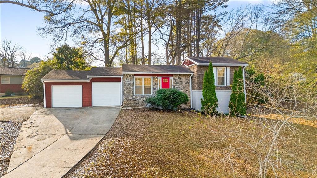 2918 Highland Dr SE in Smyrna, GA - Building Photo