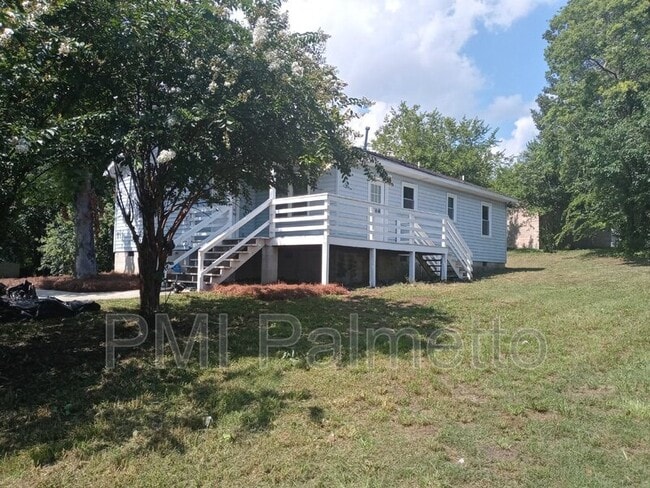 property at 1016 Walnut St