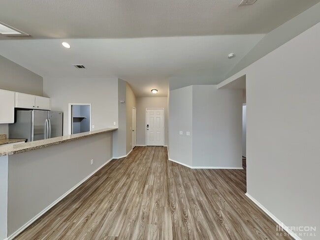 435 Mindoro Ave in North Las Vegas, NV - Building Photo - Building Photo
