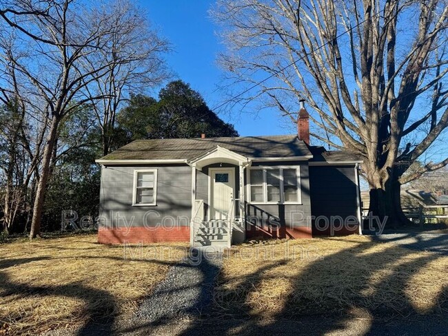 316 Hillside Ln in Albemarle, NC - Building Photo - Building Photo