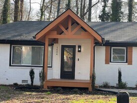 1434 Aniwaka Ave SW in Atlanta, GA - Building Photo