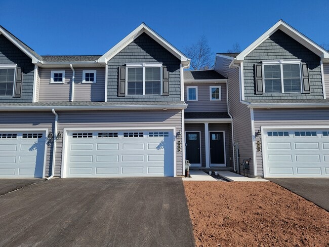 107 Magnolia Dr