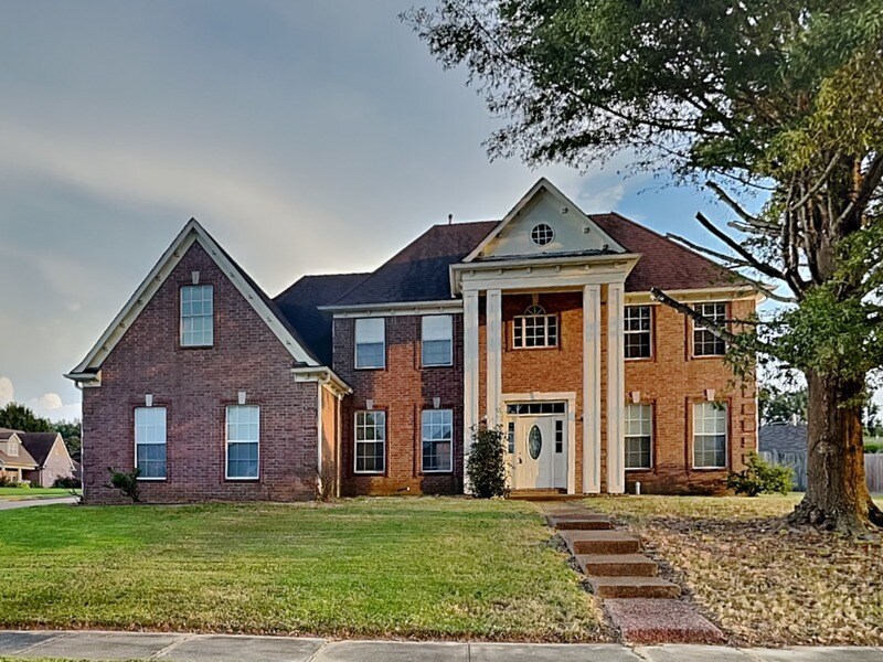 8165 Fallen Bridge Ln in Arlington, TN - Building Photo