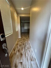 9353 Daffodil Sun Ave in Las Vegas, NV - Building Photo - Building Photo
