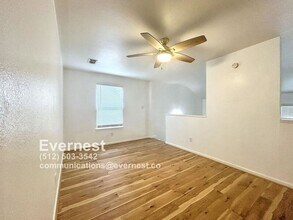 707 Valley View Dr in Pflugerville, TX - Building Photo - Building Photo