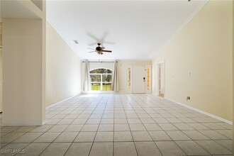 511 20th Ave NE in Naples, FL - Building Photo - Building Photo