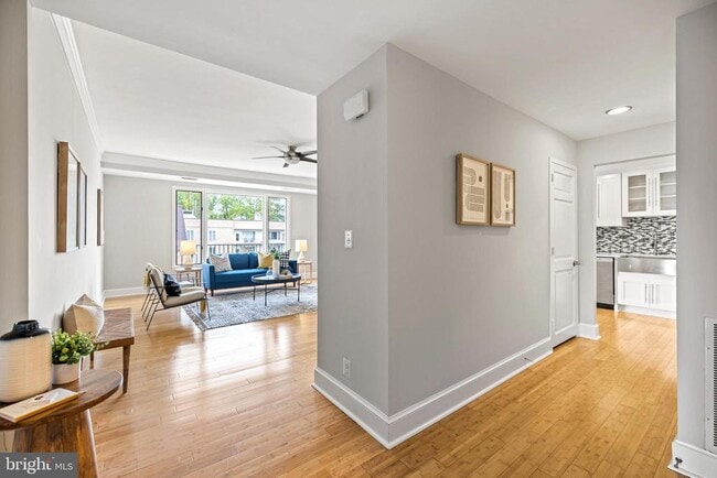 8101 Connecticut Ave in Chevy Chase, MD - Building Photo - Building Photo