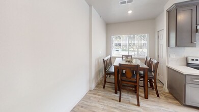 1501 N Carruth Ave in Fresno, CA - Building Photo - Building Photo