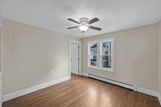 130 Dalton St in Lowell, MA - Building Photo - Building Photo