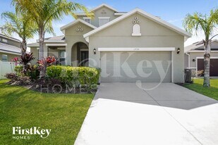 1735 Boat Launch Road in Kissimmee, FL - Building Photo